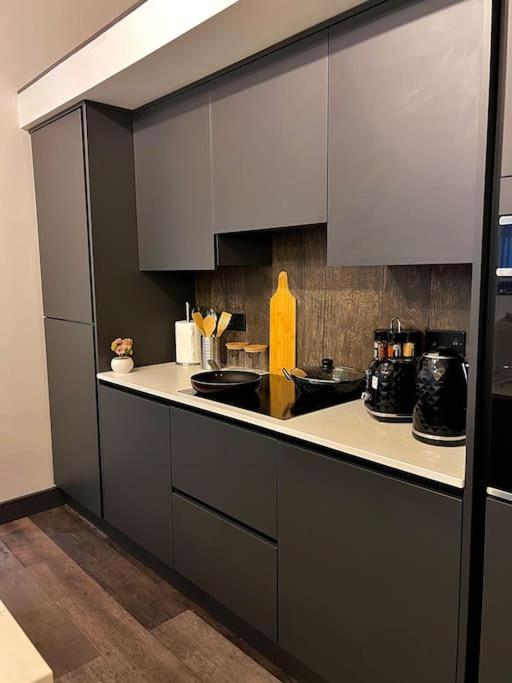 Cityzenretreat - Mezzanine Apartment Sleeps 4 Sheffield City Centre Екстериор снимка
