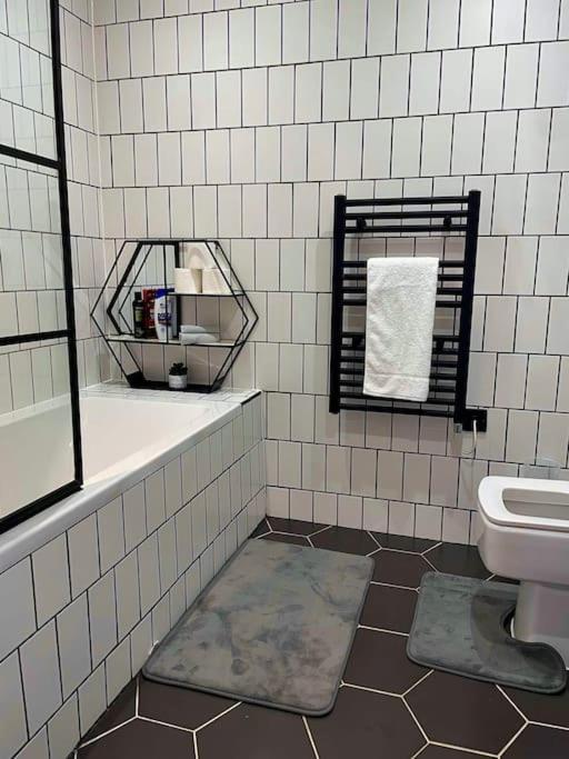 Cityzenretreat - Mezzanine Apartment Sleeps 4 Sheffield City Centre Екстериор снимка