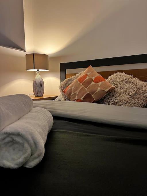 Cityzenretreat - Mezzanine Apartment Sleeps 4 Sheffield City Centre Екстериор снимка