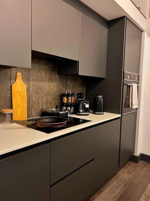 Cityzenretreat - Mezzanine Apartment Sleeps 4 Sheffield City Centre Екстериор снимка