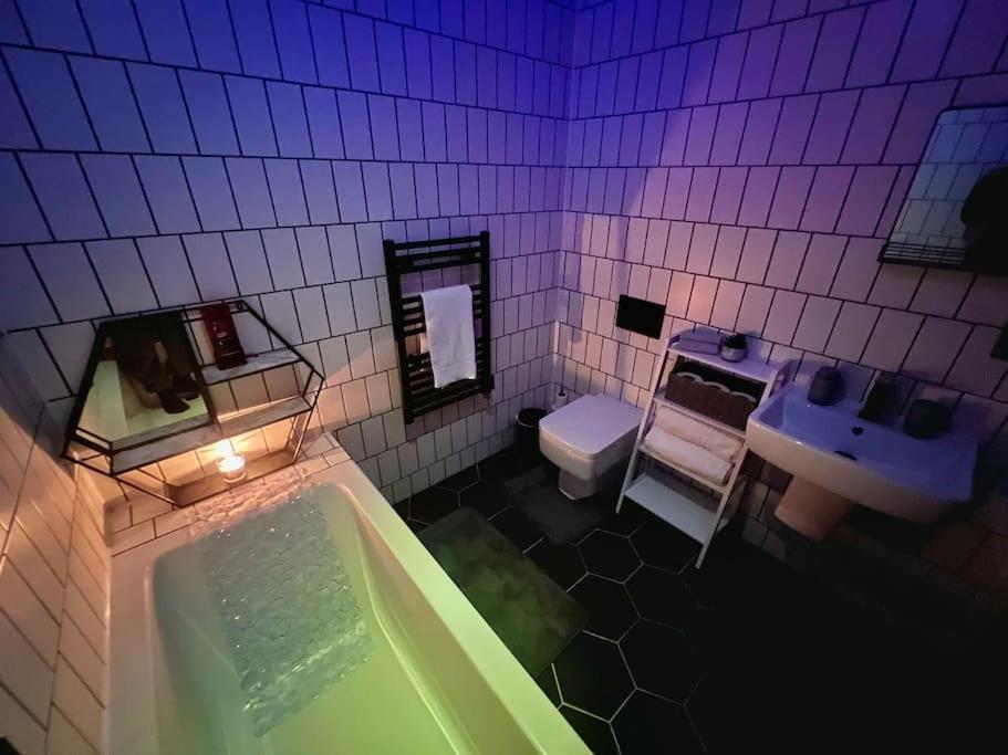 Cityzenretreat - Mezzanine Apartment Sleeps 4 Sheffield City Centre Екстериор снимка